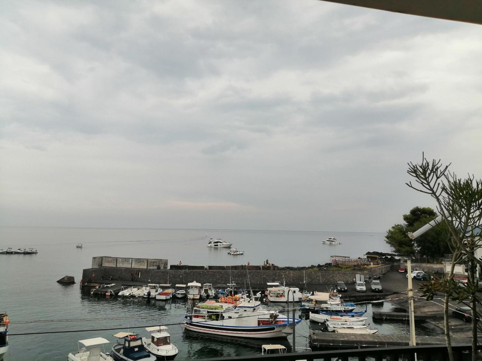 Acirealevacanze - Romantica Camera Sul Mare 外观 照片